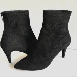 Free People Women’s Boots Sz 8.5 Willa Pointed Toe Black Suede Kitten Heel Y2K